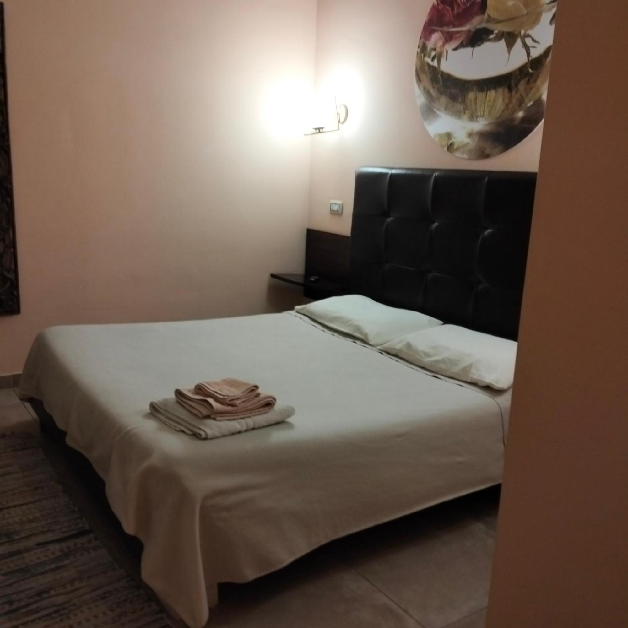 Piazza Verdi Liberty House Lecce Luaran gambar