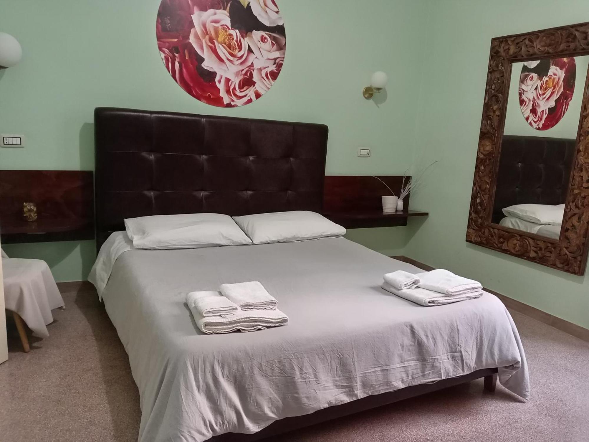 Piazza Verdi Liberty House Lecce Luaran gambar